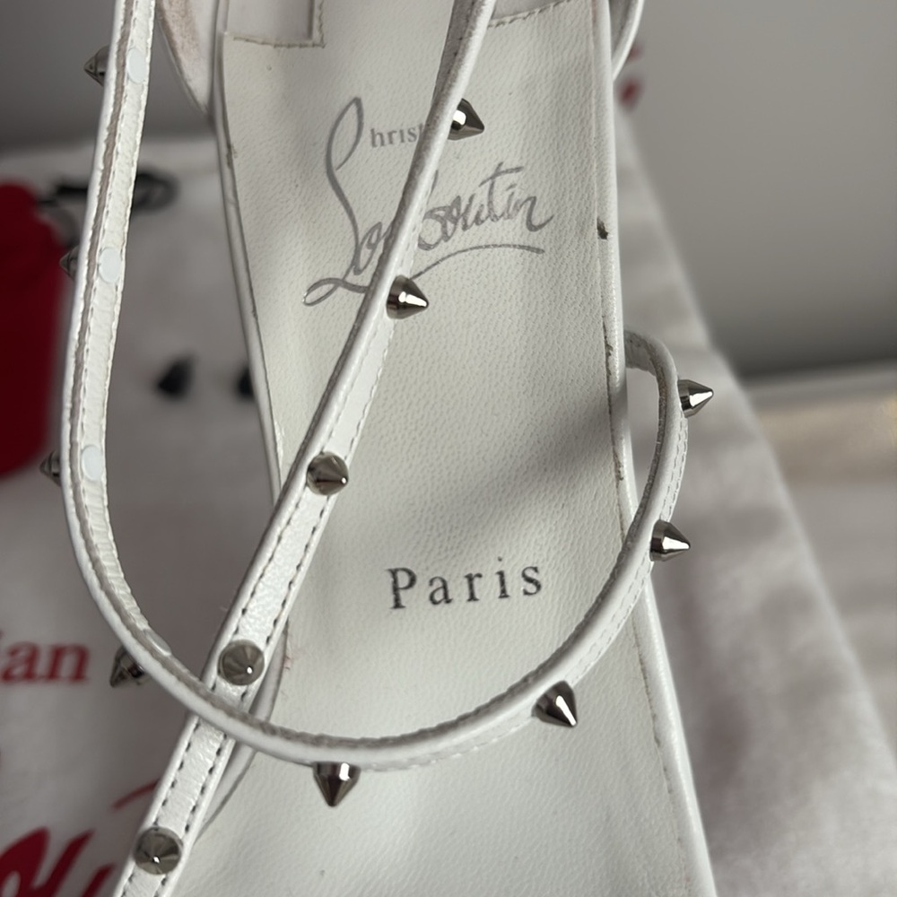 DESIGNER Christian LOUBOUTIN RED BOTTOMS, worn Once! Size 39.5. - Picture 15 of 15